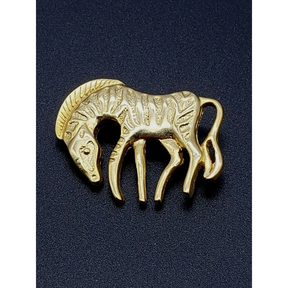Zebra Animal Figural Brooch Pin Gold Tone Metal Shiny African Safari Vintage
