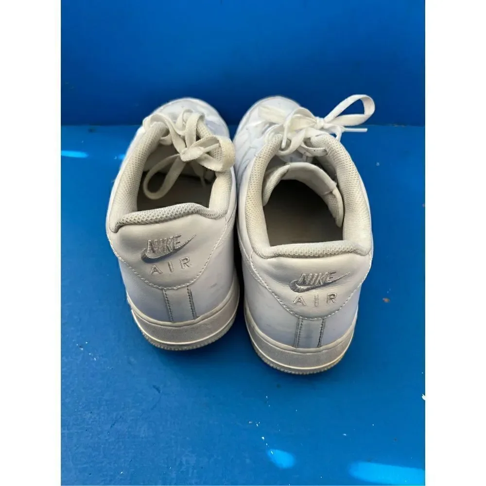 Nike please see