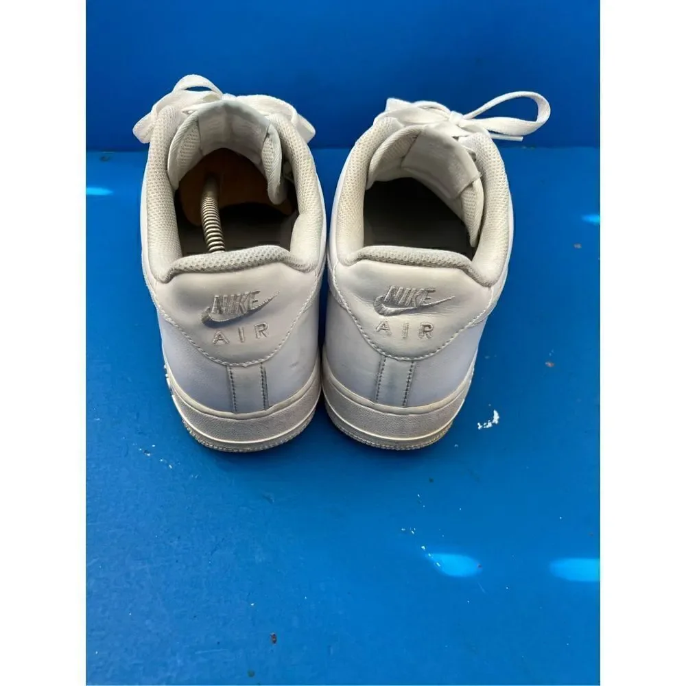 Nike please see