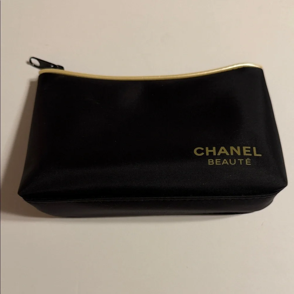 Chanel Beauté Black and Gold Pouch Nylon Fabric ZipperedCosmetic Makeup Bag NWOT