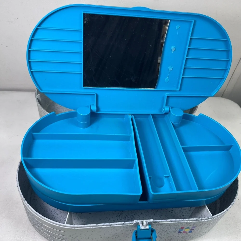 Caboodles 90s travel