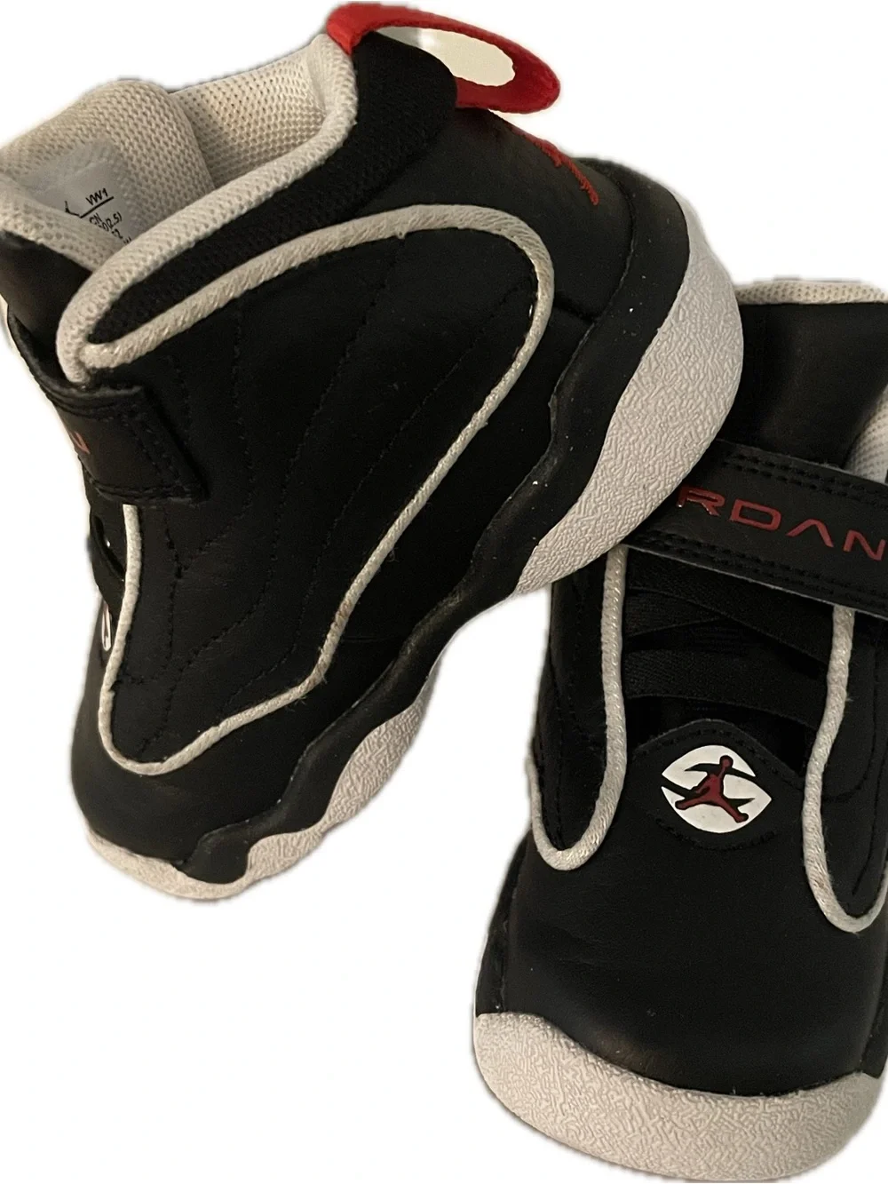Jordan contrast red wear
