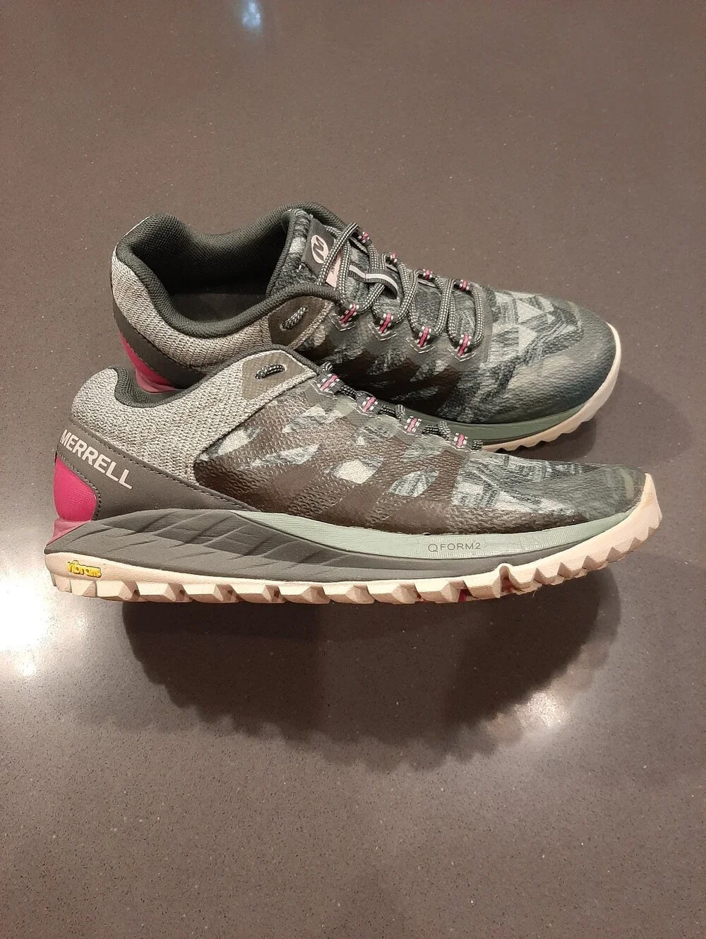 Merrell Antora 2 Print Trail Running Shoes Vibram Q FORM 2 Women's 7.5