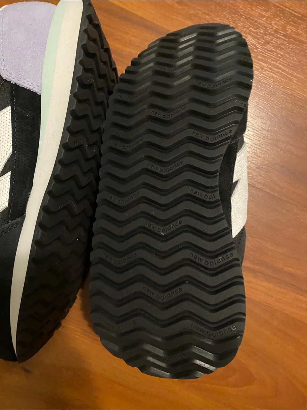 New Balance stylish low