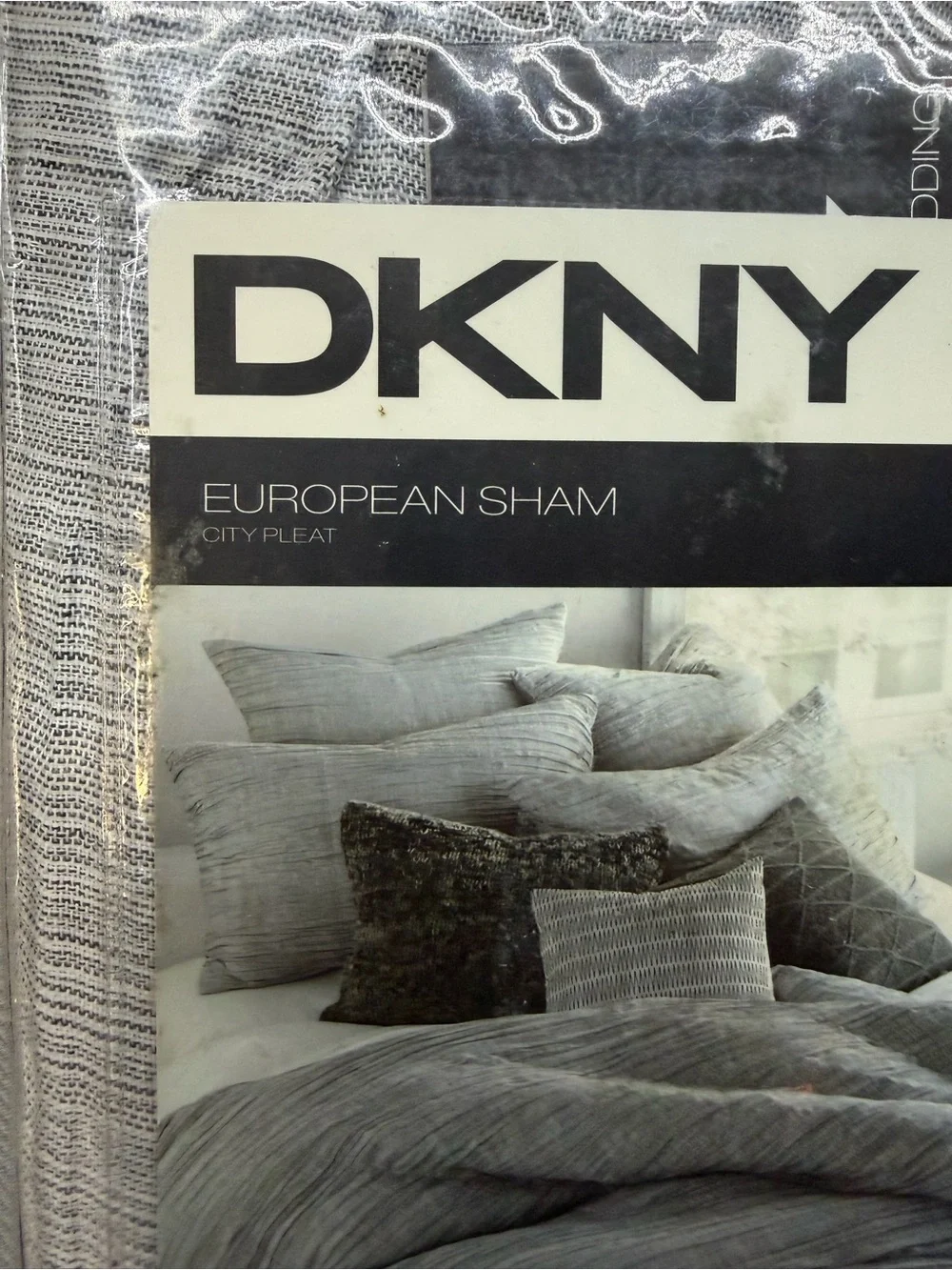 Dkny nwt euro