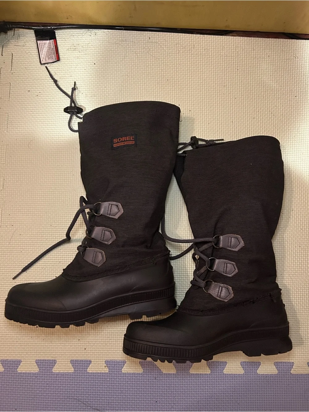 Sorel durable black