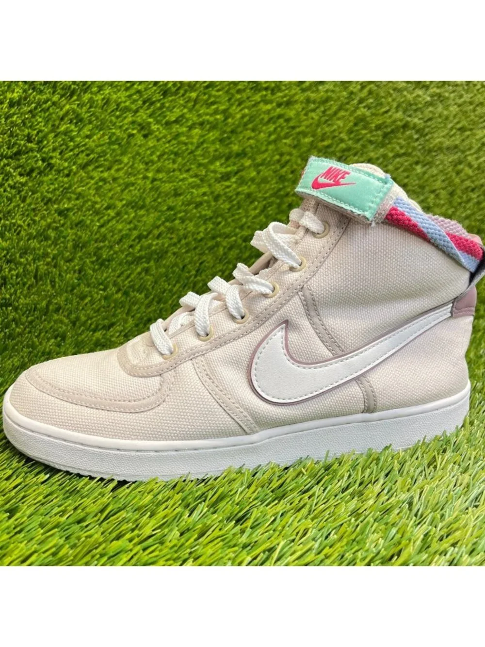 Nike Vandal High Supreme Girls Size 6Y Beige White Pink Athletic Shoes Sneakers
