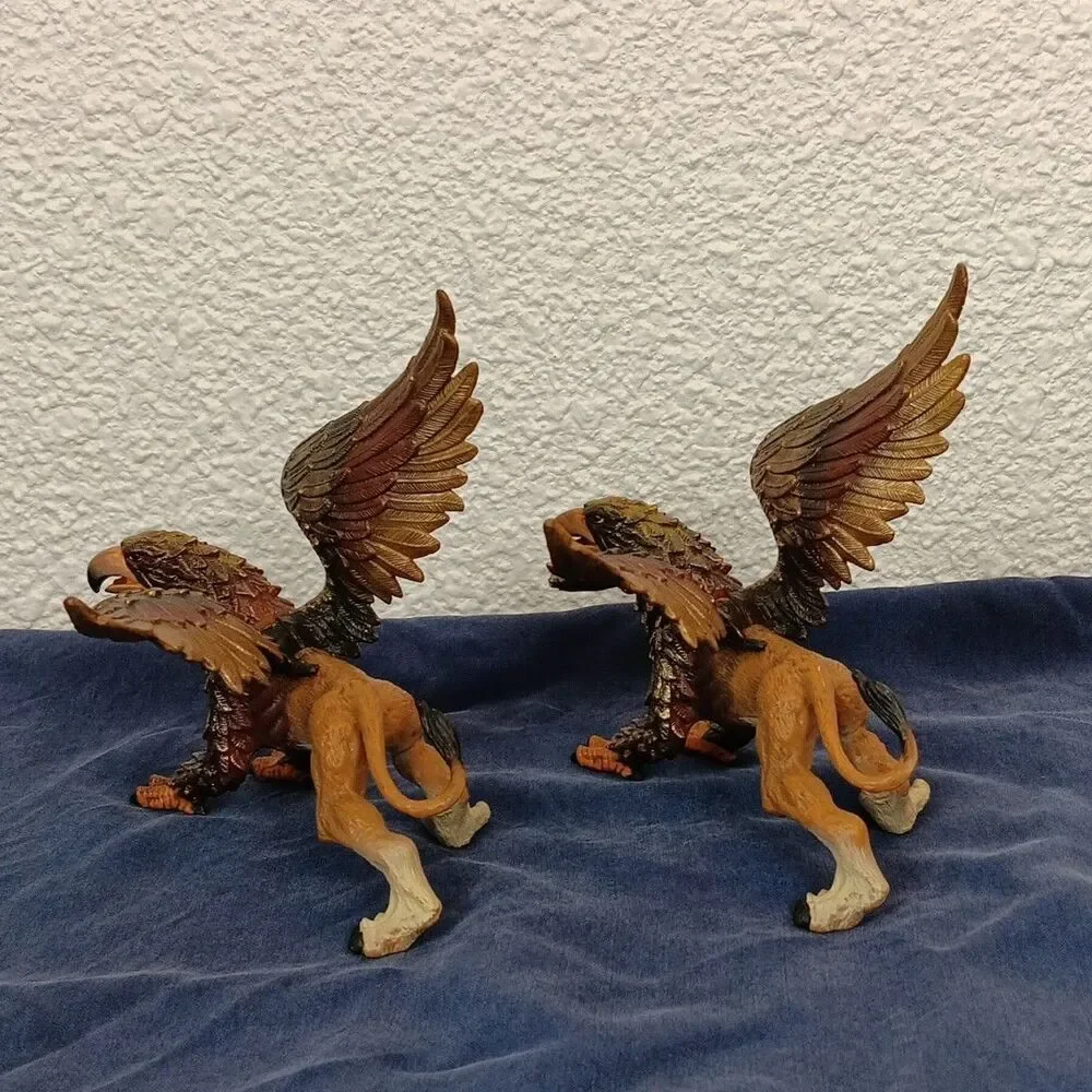 Safari griffin mythical
