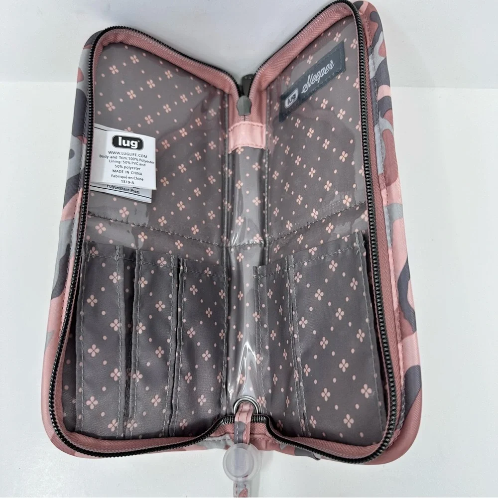 lug sleeper travel