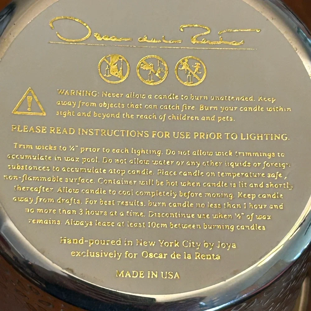 Oscar de la Renta Gold and Silver Textured Candle