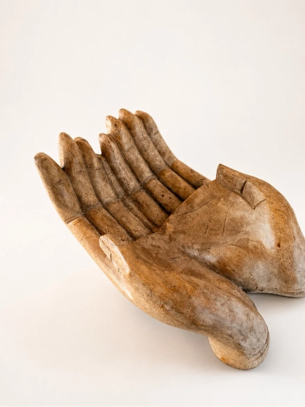 CARVED SUAR WOOD CUPPED/BEGGING‎ HANDS OFFERING SCULPTURE BOWL RUSTIC JAPANDI
