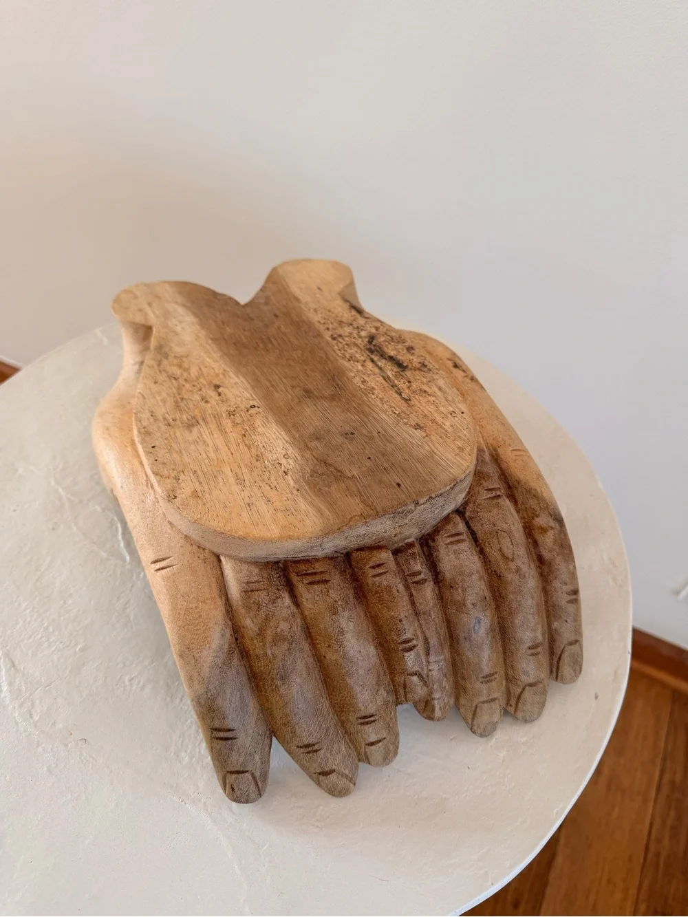 CARVED SUAR WOOD CUPPED/BEGGING‎ HANDS OFFERING SCULPTURE BOWL RUSTIC JAPANDI