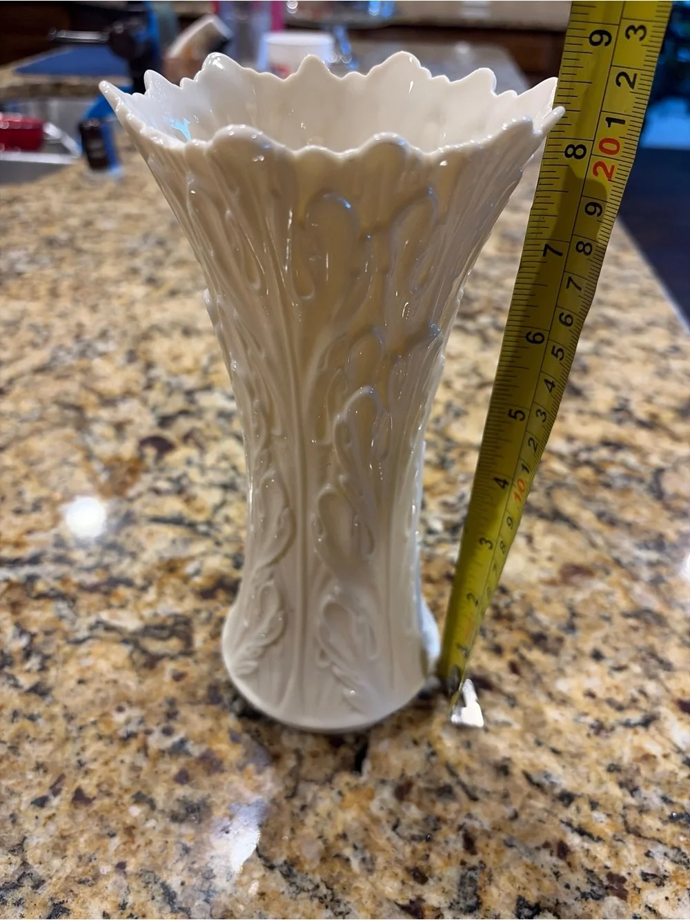 Lenox scalloped hard