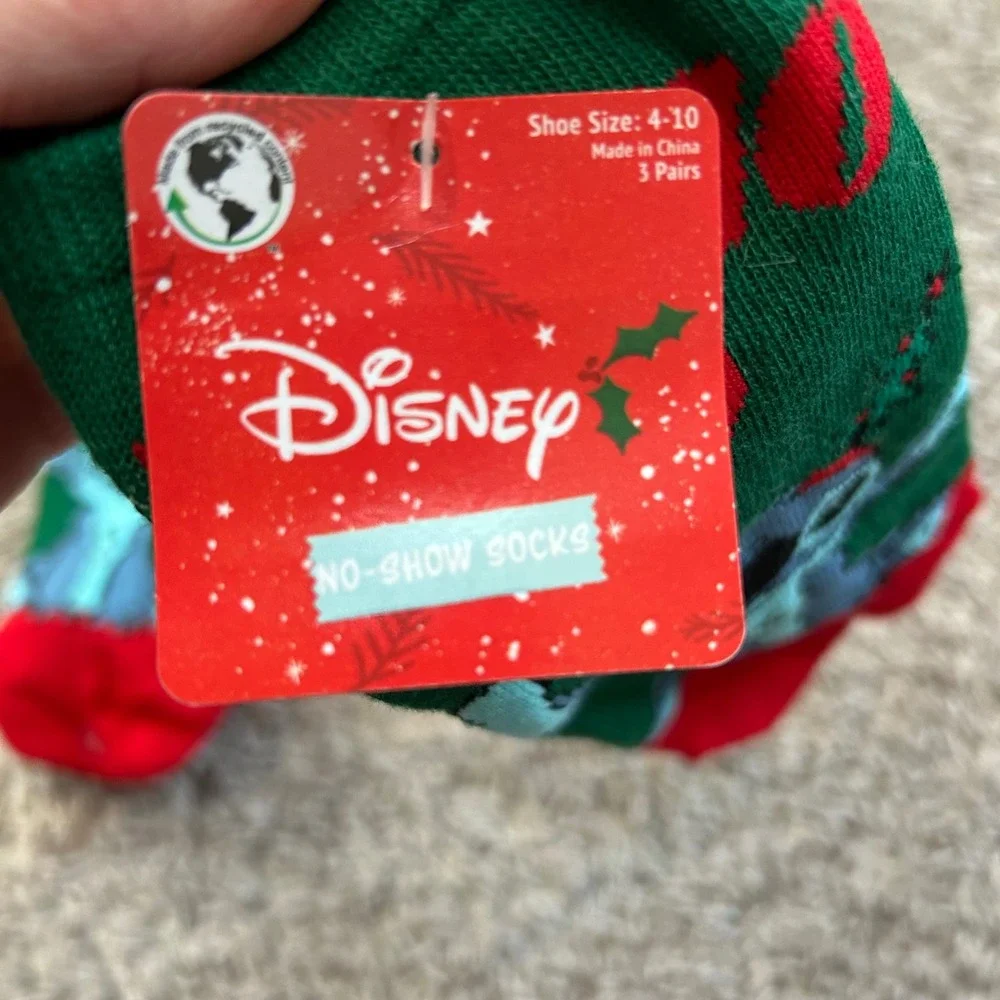Disney Stitch No Show Socks Holiday Christmas Festive Hugs 6 Pair Shoe Size 4-10