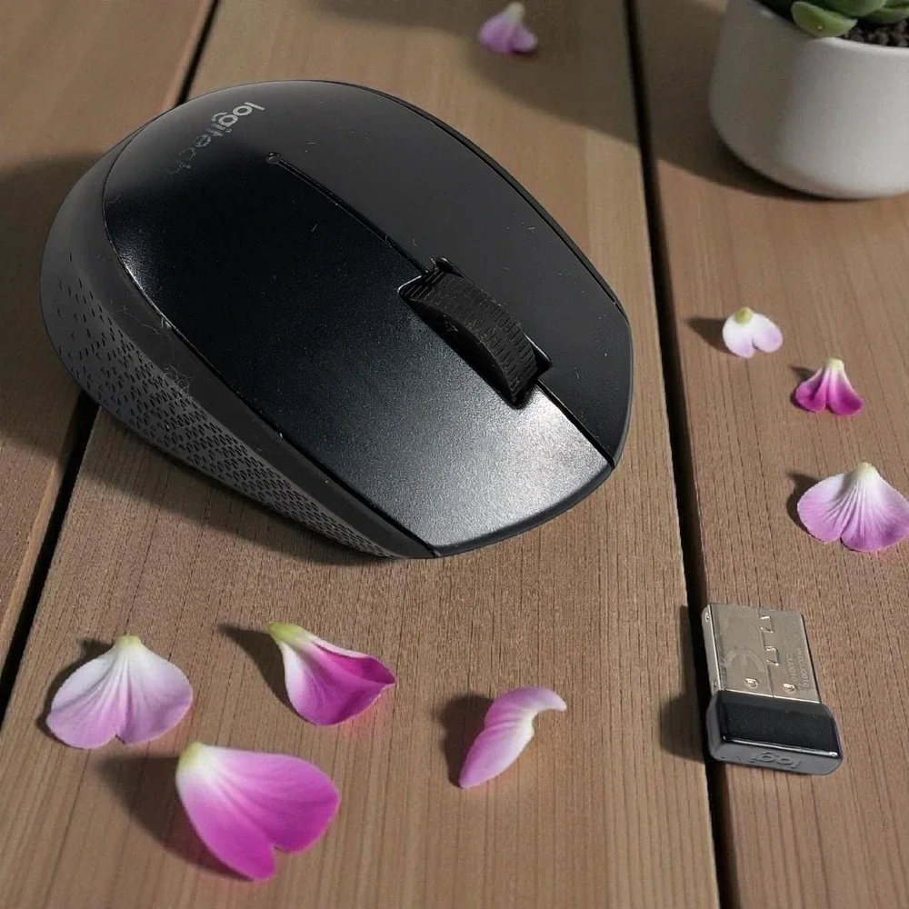 Logitech M330 SILENT Wireless Optical Mouse with USB Nano Receiver‎ - Black