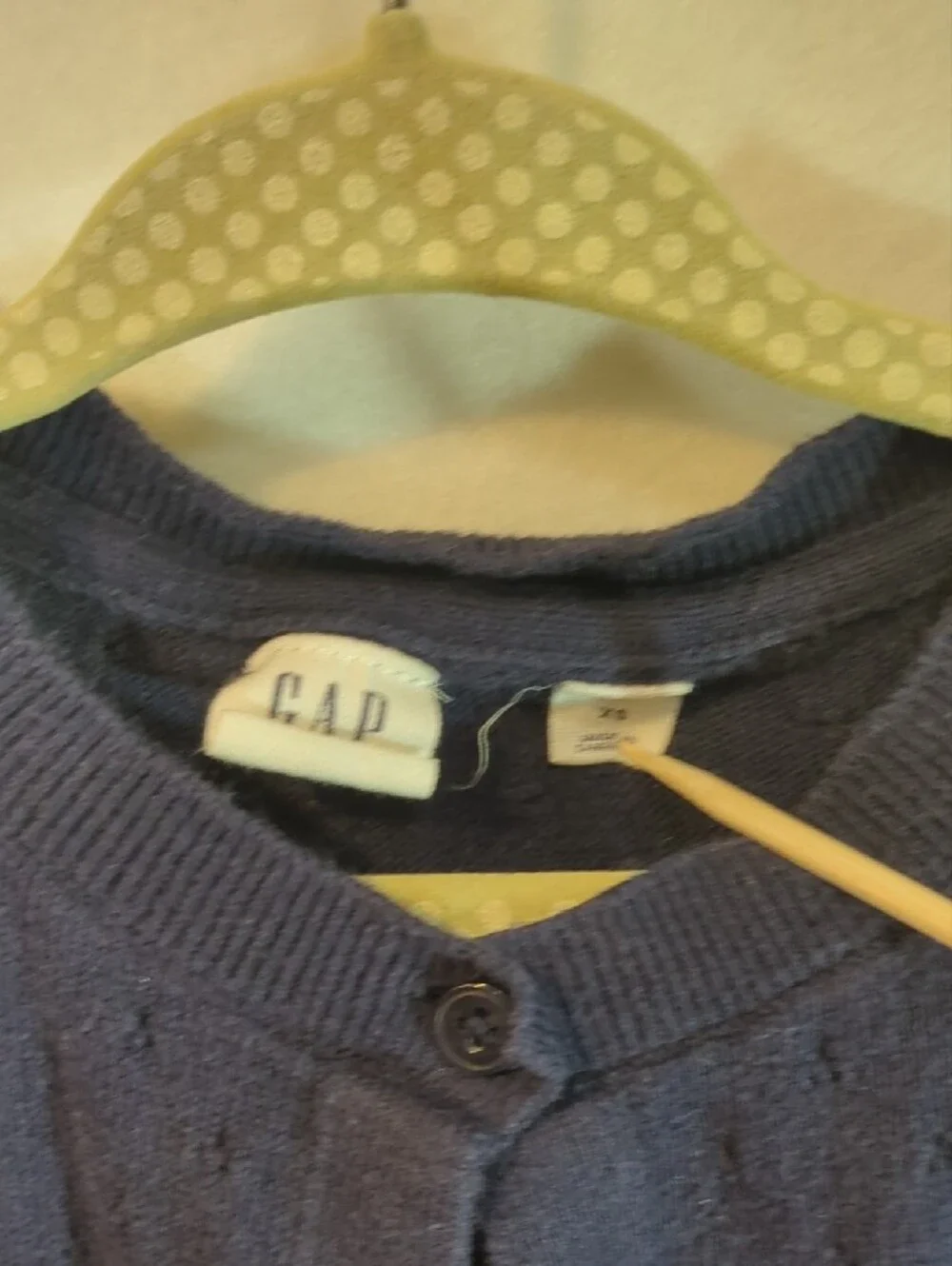 GAP navy knit