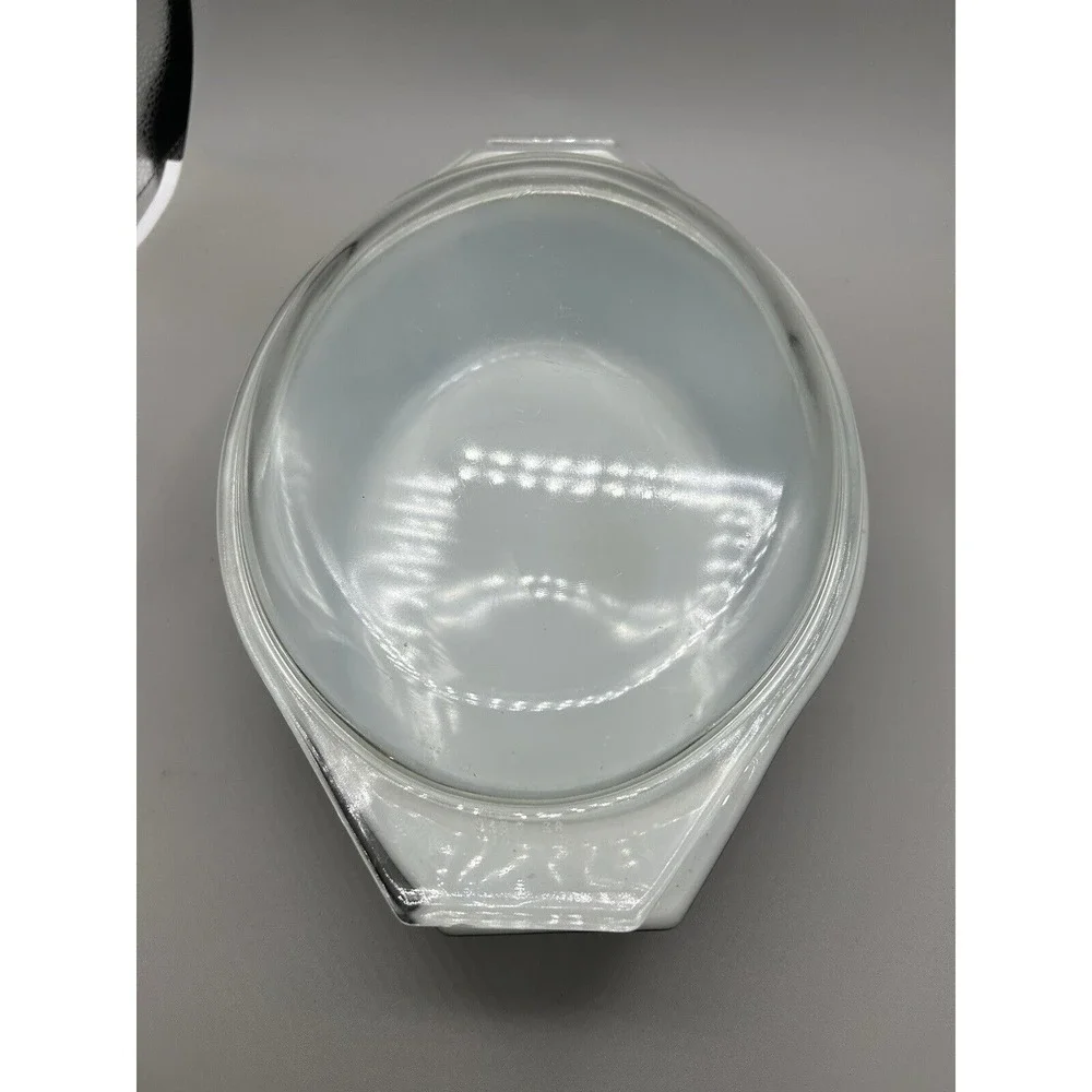 Pyrex preowned no
