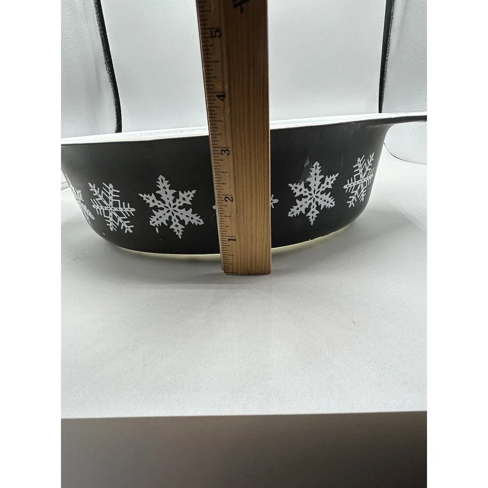 Pyrex preowned no