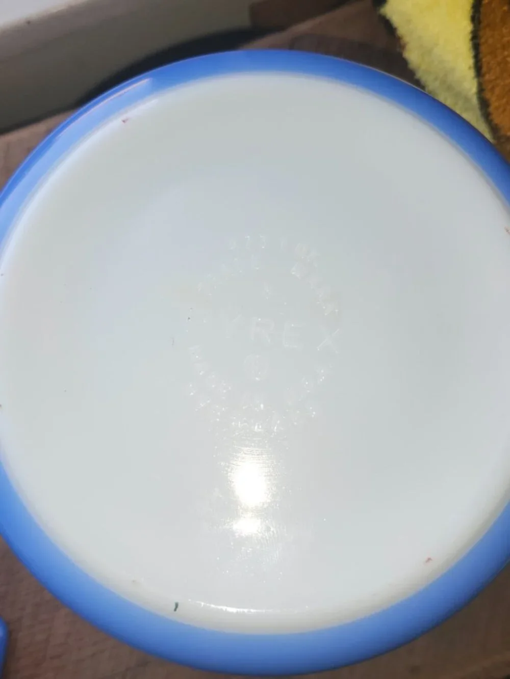 Pyrex blue bar
