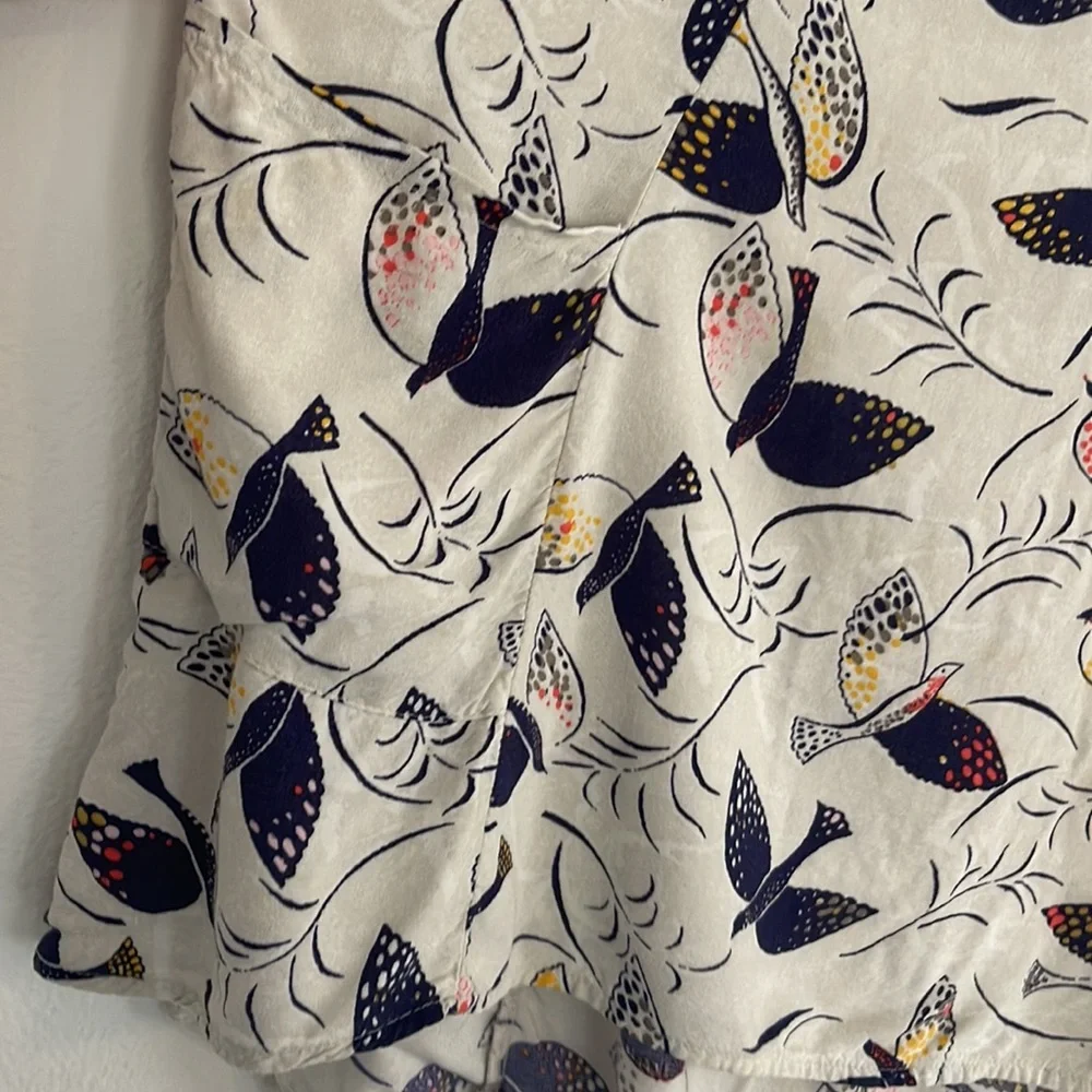 Old Navy button back