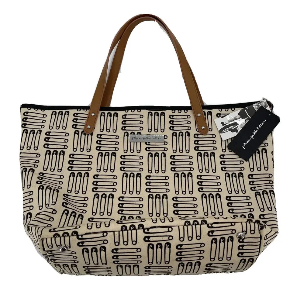 Petunia Pickle Bottom Diaper Bag Downtown Tote London‎ Calling Full Zip
