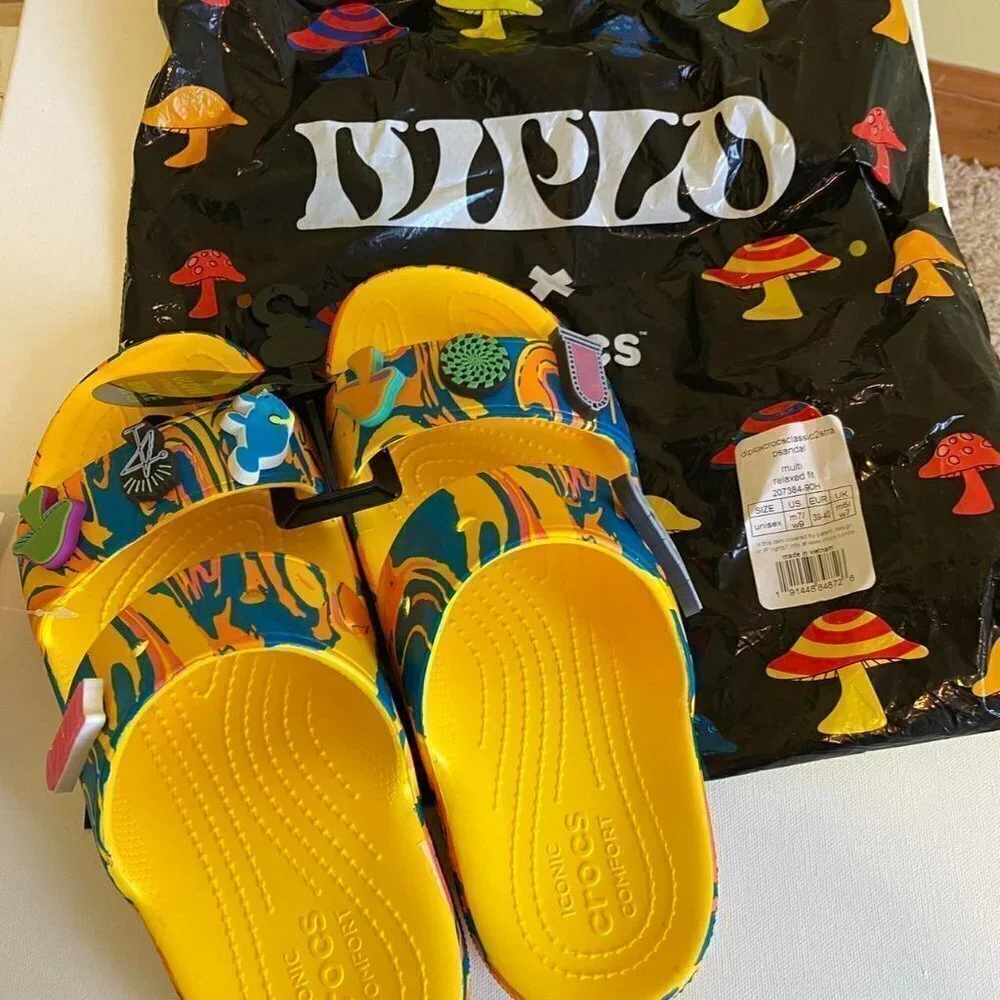 CROCS brand new