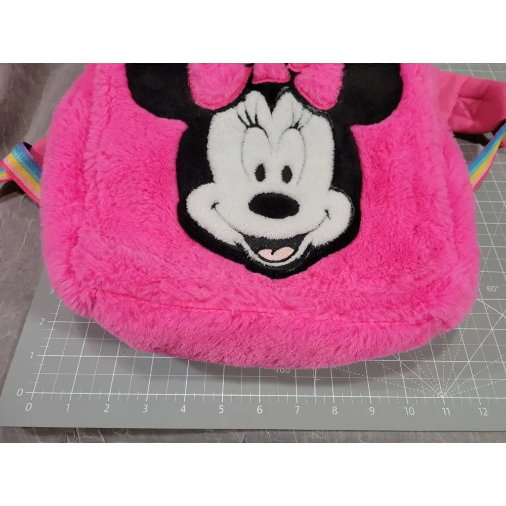 Disney store minnie
