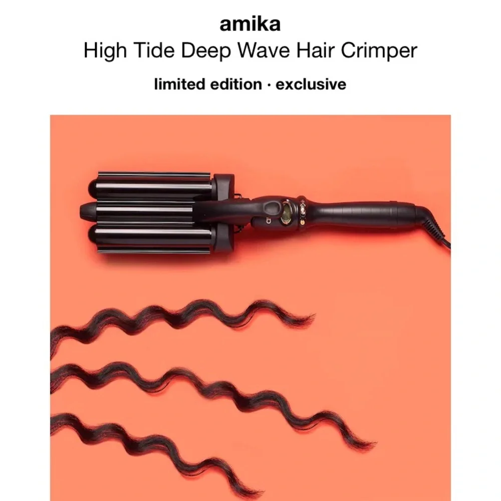 BNIB Amika beach waver