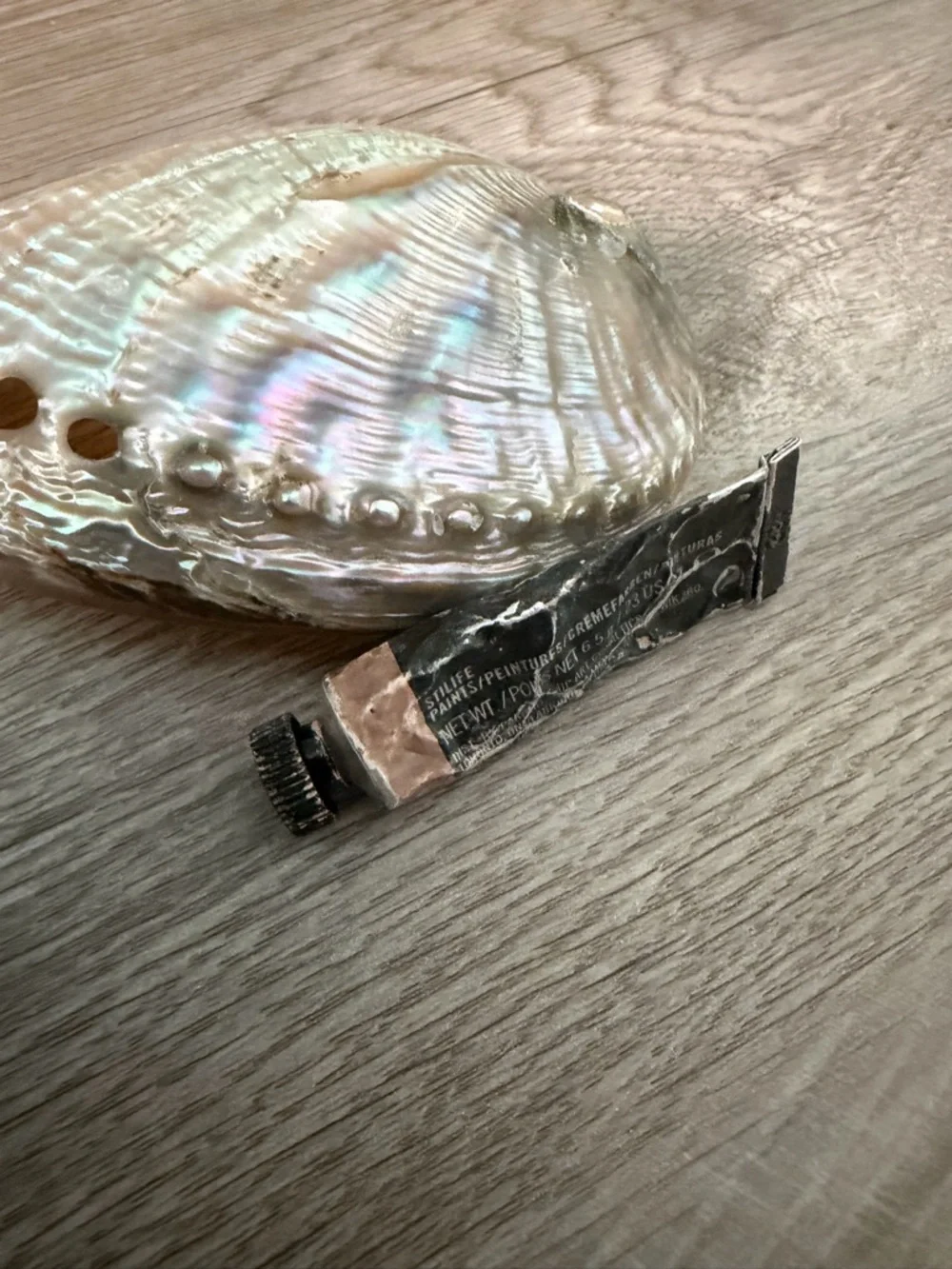 MAC Cosmetics creamy eyeshadow
