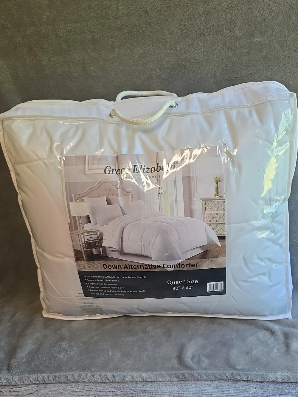 White Queen Comforter - Down Alternative