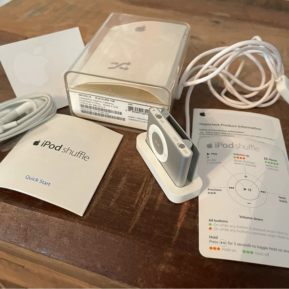 Apple silver ipod
