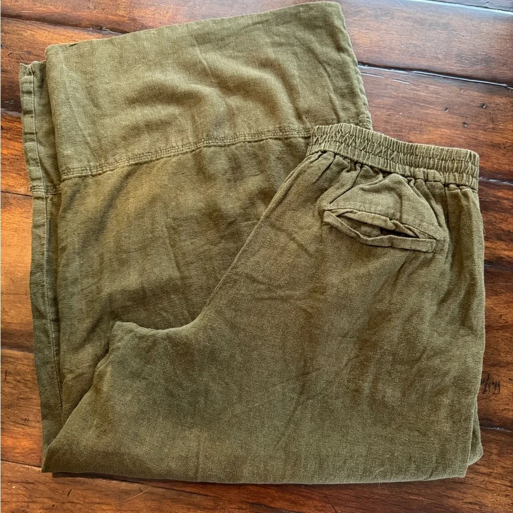 Banana Republic comfortable stylish