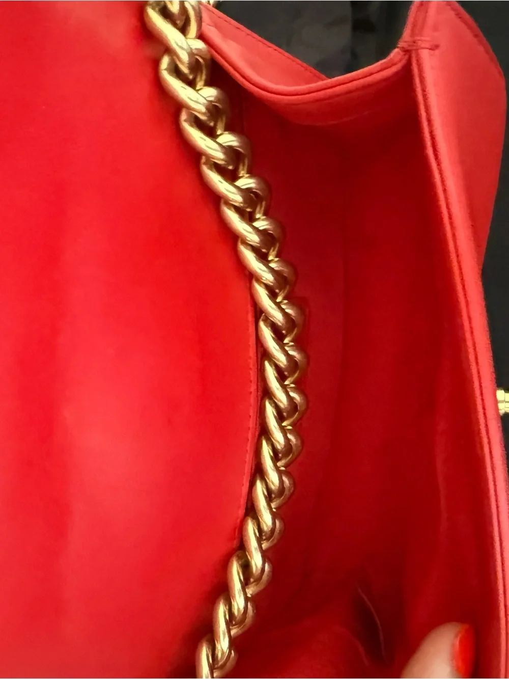 CHANEL comes night