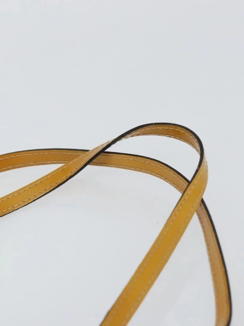 CHANEL brand	chanel color	yellow