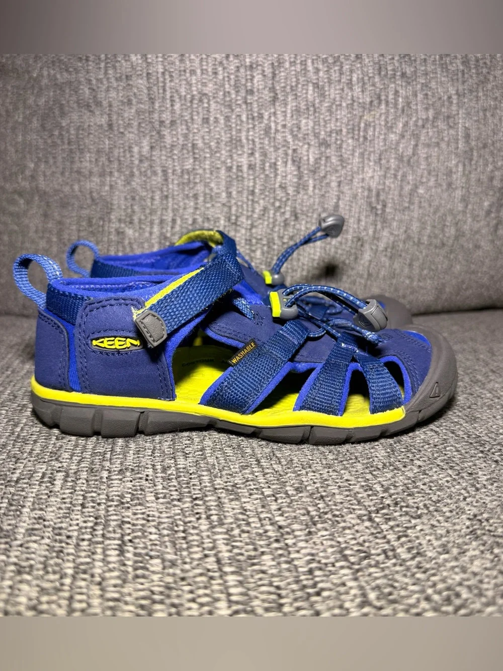 KEEN Kids' Seacamp II CNX sandals hiking Blue Depths / Chartreuse size 13