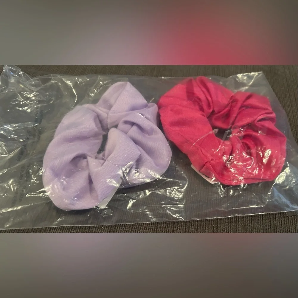 CLAIRES Silky Scrunchies 2pack NWT