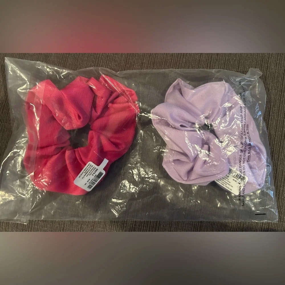 CLAIRES Silky Scrunchies 2pack NWT
