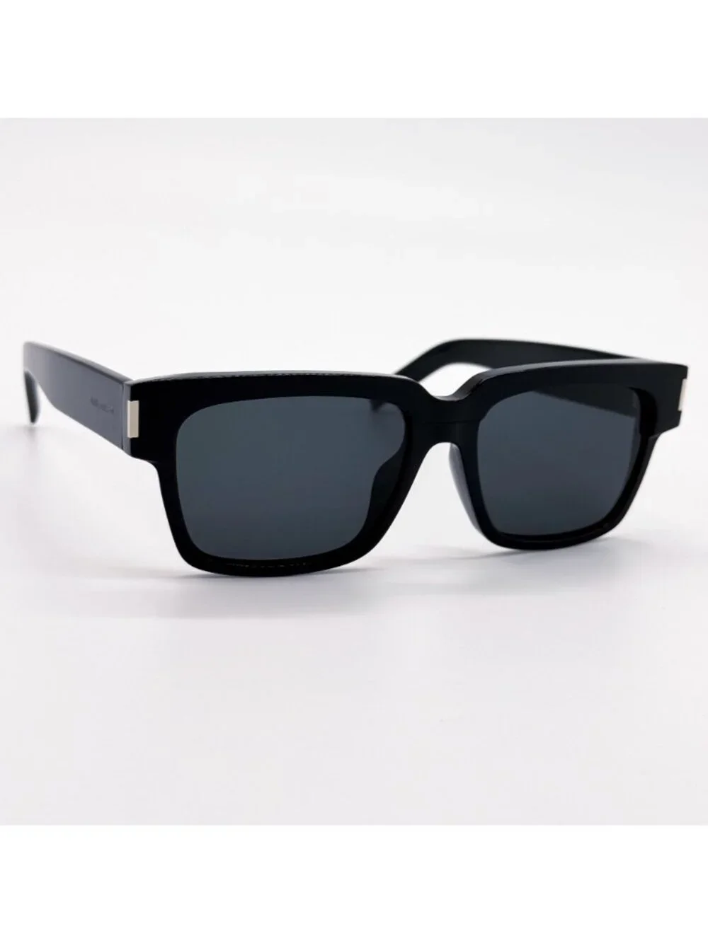 Saint Laurent 100% new