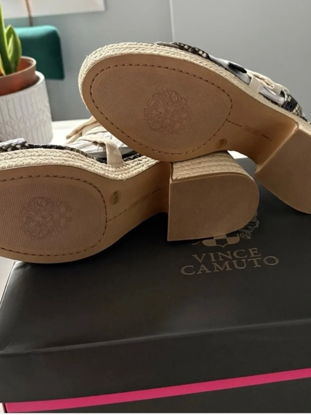 Vince Camuto Roreka Wraparound Tie Espadrille Sandal Size 7.5