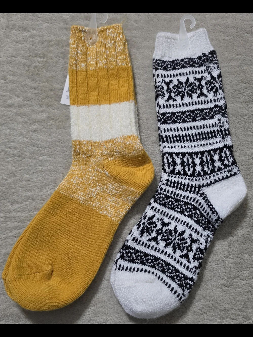 2 Pair Old Navy Women's Crew Socks - Mustard Yellow & Black/White Fair Isle Pair