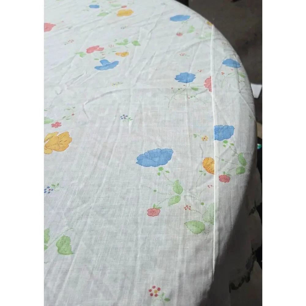 Vtg 1970's Flower Power Round Ruffled Tablecloth 60