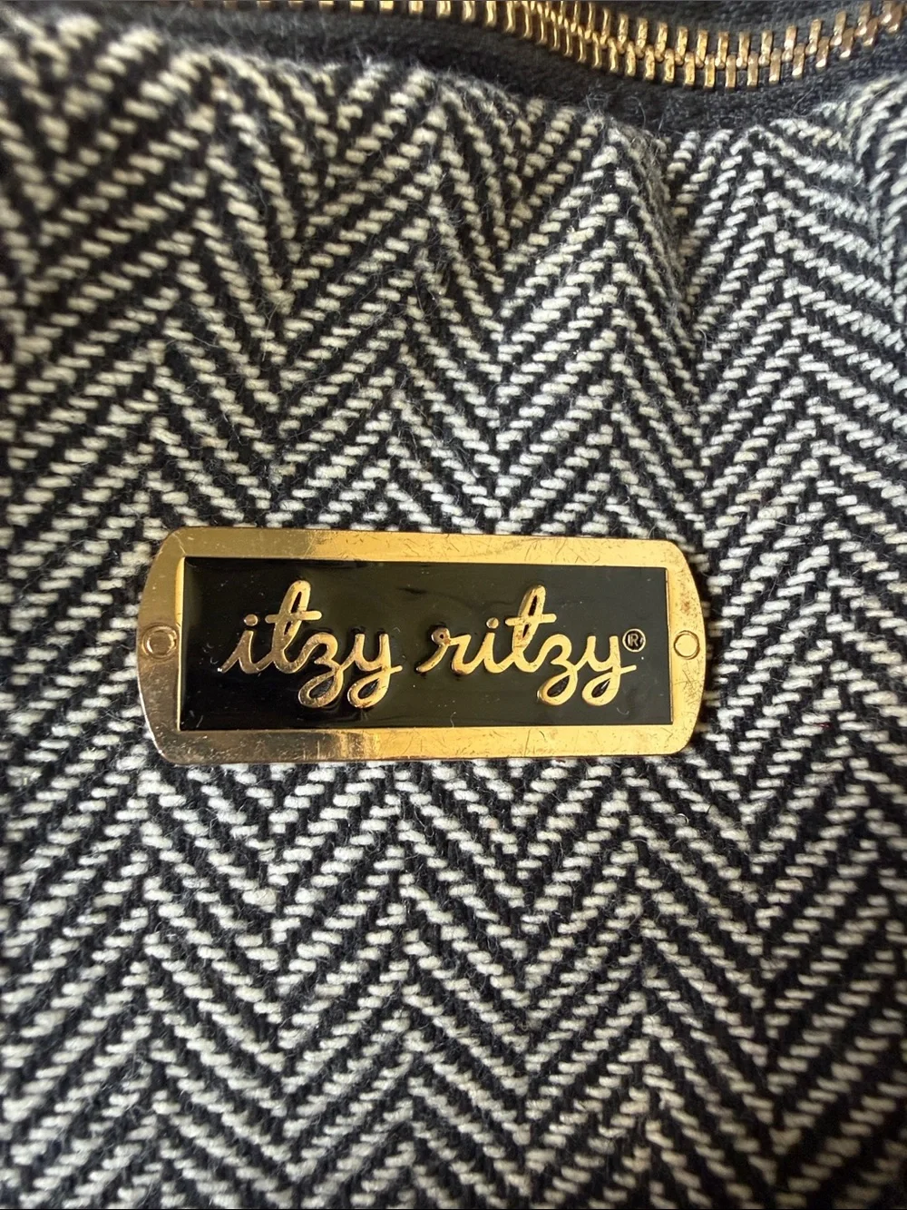 Itzy Ritzy stylish itzy