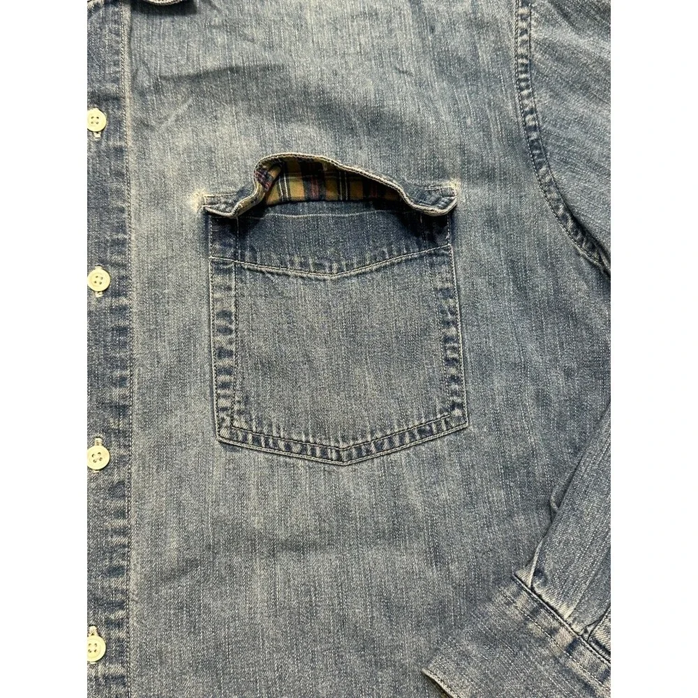 Banana Republic some holes