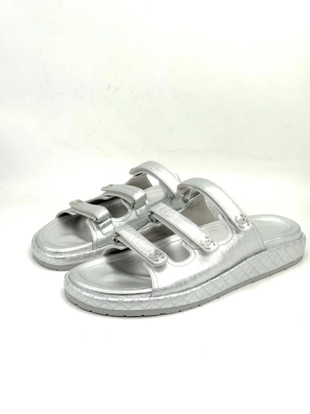 CHANEL 25c laminated