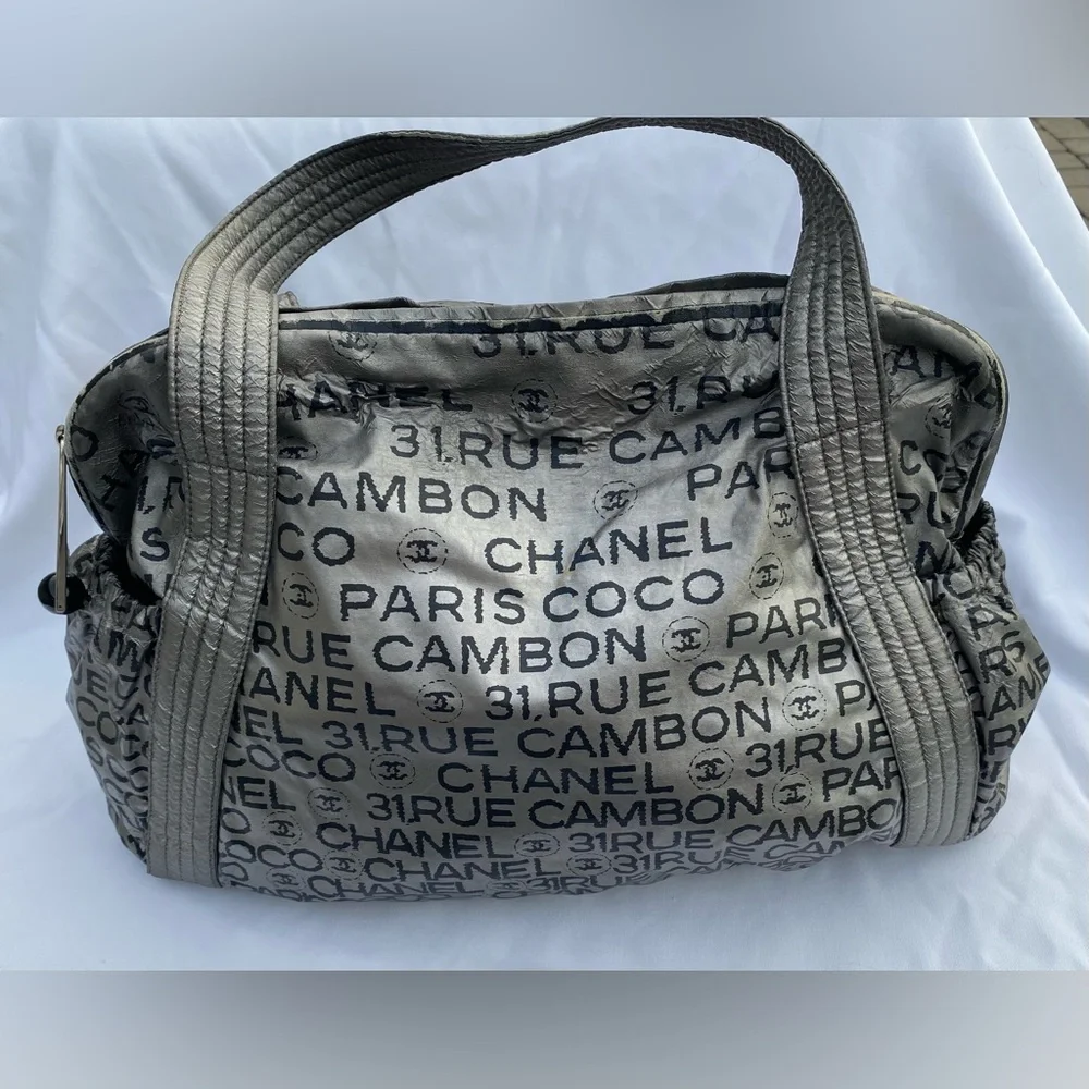 CHANEL rue cambon