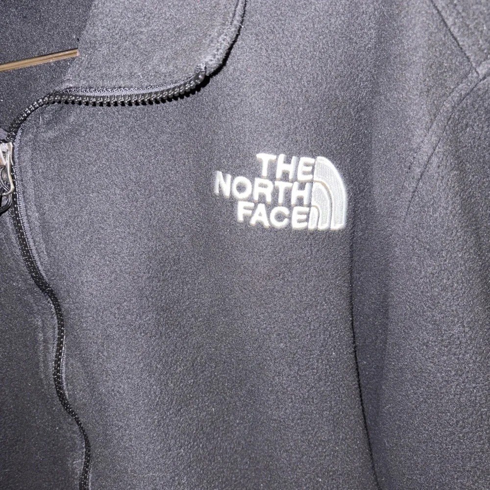The North Face paint sleeve