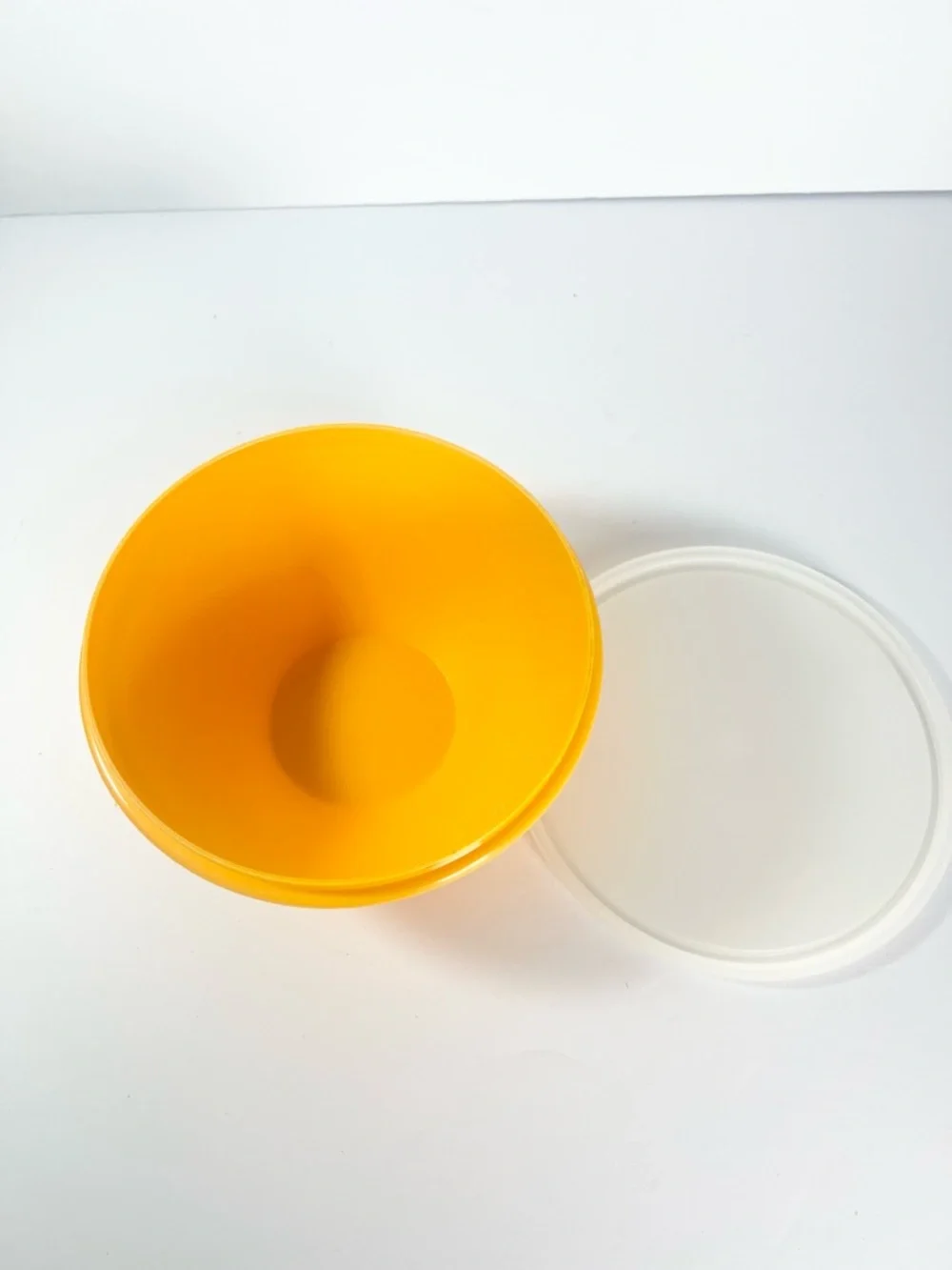 Tupperware vintage bowl