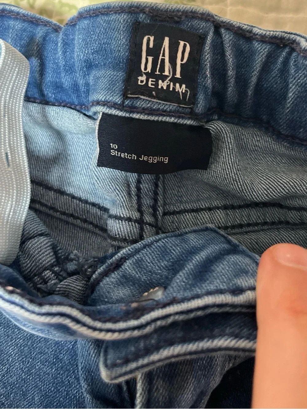 Girls Gap Denim Stretch Begging Size 10 Heart Embroidered
