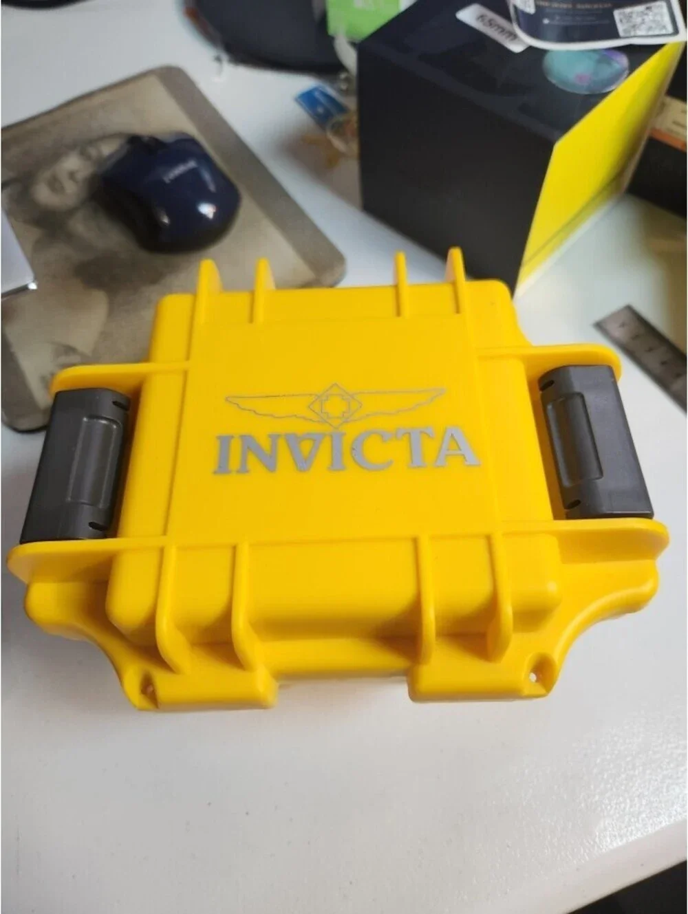 Invicta light movement 200
