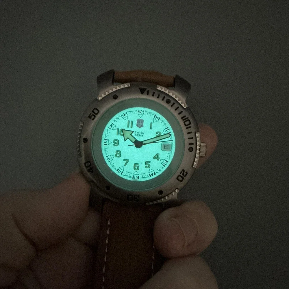 Vintage Swiss Army Lancer Mens Watch 39mm White Lume Leather Date New Battery